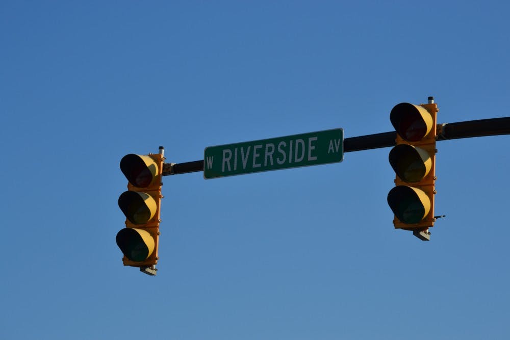 A power outage left 3,059 people without power. According to Indiana Michigan Power, there was an equipment failure at one of the substations. DN PHOTO AMON RIZVI