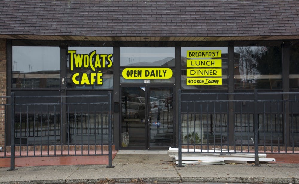 Two Cats Cafe hosted their first event of 2016 on Jan. 10, which was open to Muncie community members and Ball State students to read poetry. Reacting Out Loud was hosted at The Cup, but they started to exceed their capacity. DN PHOTO SAMANTHA BRAMMER