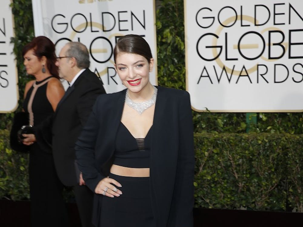 Lorde arrives at the 72nd Annual Golden Globe Awards show at the Beverly Hilton Hotel in Beverly Hills, Calif., on Sunday, Jan. 11, 2015. (Jay L. Clendenin/Los Angeles Times/TNS)
