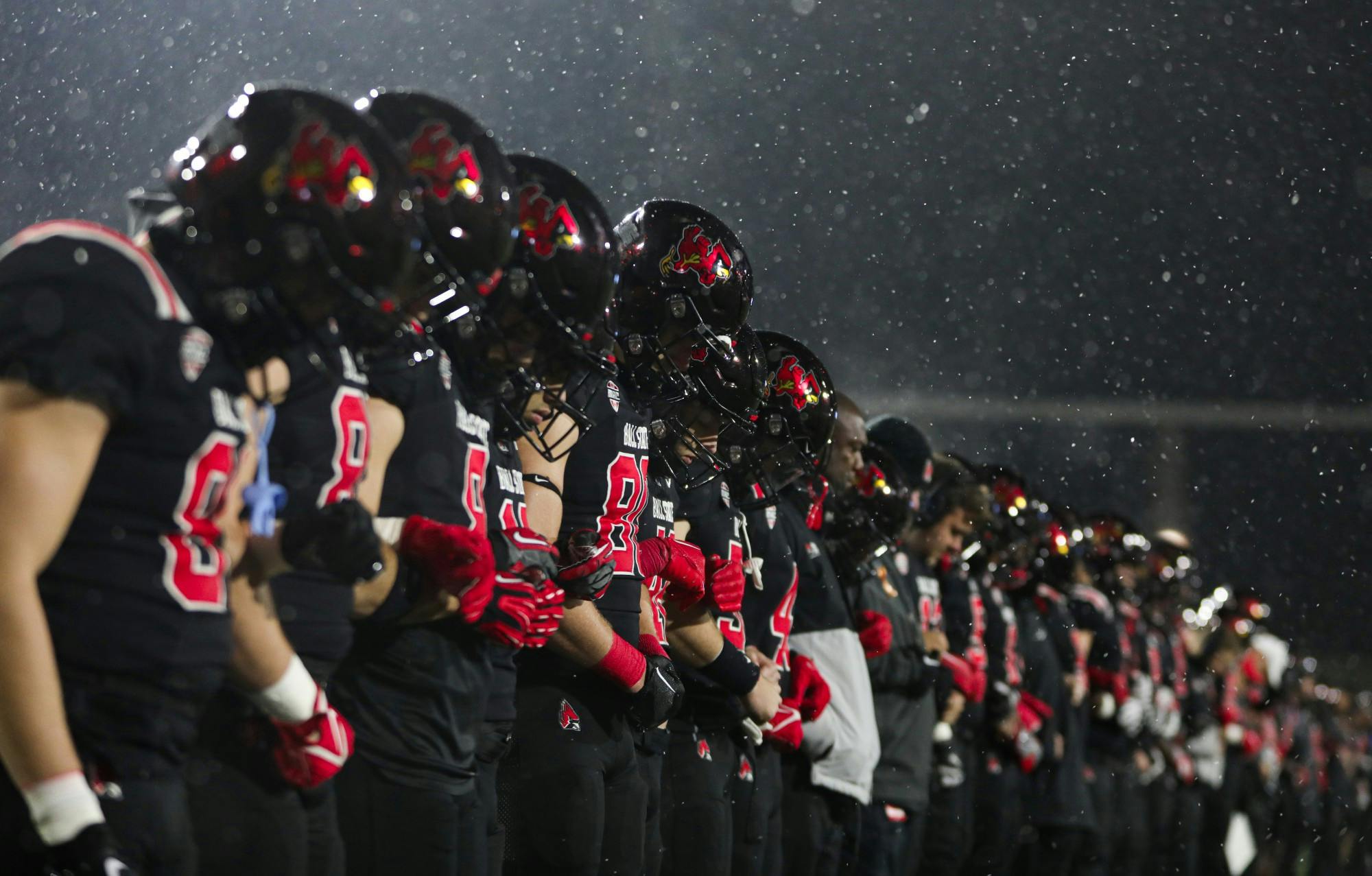 Ball State takes a moment of silence for the three lives lost in a shooting at the University of Virgina before a game against Ohio at Scheumann Stadium Nov. 15. Jacy Bradley, DN