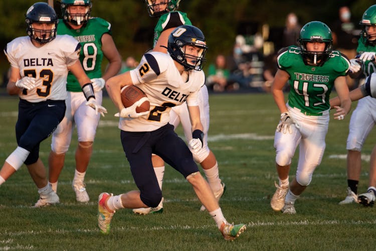 Delta Eagles remain undefeated after 147 win over Yorktown Ball