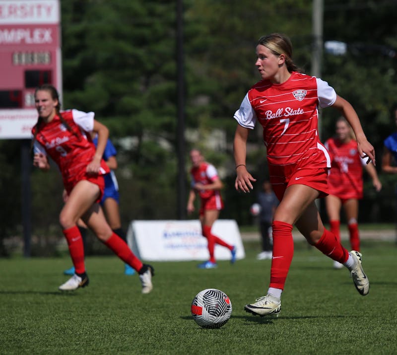 Senior midfielder Kaitlyn Fraser looks down the field during a game against Buffalo at the Briner Sports Complex Oct. 6. Fraser played 53 minutes of the game. Meghan Sawitzke, DN