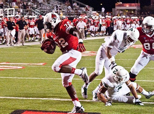 Running Back Jahwan Edwards enters the endzone for the Ball State touchdown against Eastern Michigan. Ball State will take on Illinois State this Thursday. DN FILE PHOTO JONATHAN MIKSANEK