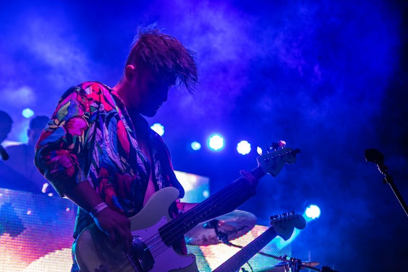 ChirpFest brings in hundreds for 3rd show despite rain
