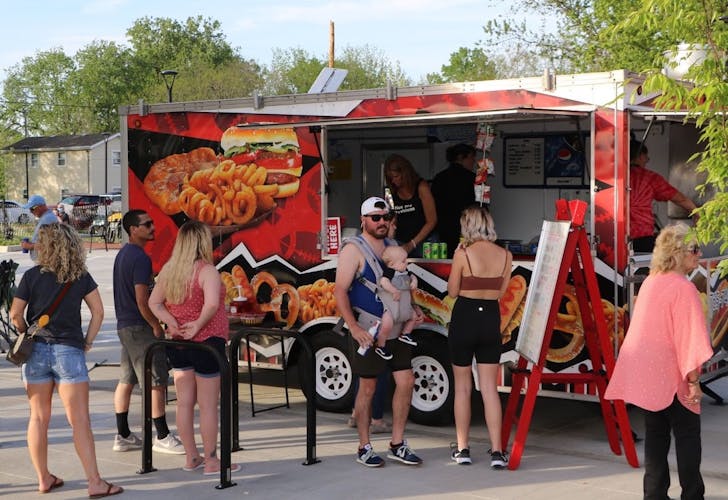 Toy Factory band brings flair, energy to Yorktown’s Concert on the