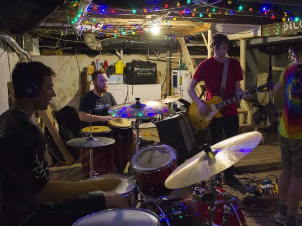 Porch Kat runs through their set in preparation for their show at Be Here Now Saturday, Aug. 25. Mary Eber, DN