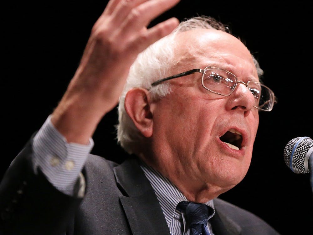Democratic presidential candidate Bernie Sanders speaks to a packed crowd at the Fox Theatre in Atlanta on Monday, Nov. 23, 2015. (Curtis Compton/Atlanta Journal-Constitution/TNS)