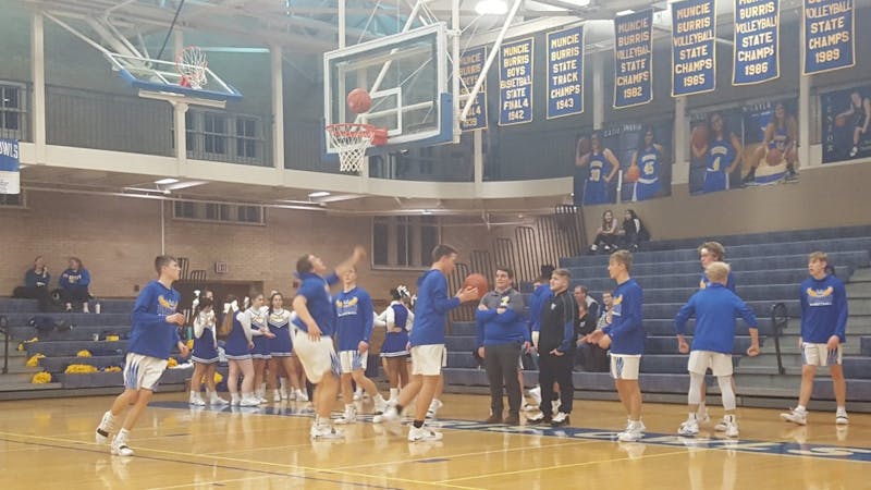 Alexandria runs away in 2nd half despite Adamowicz’s 20