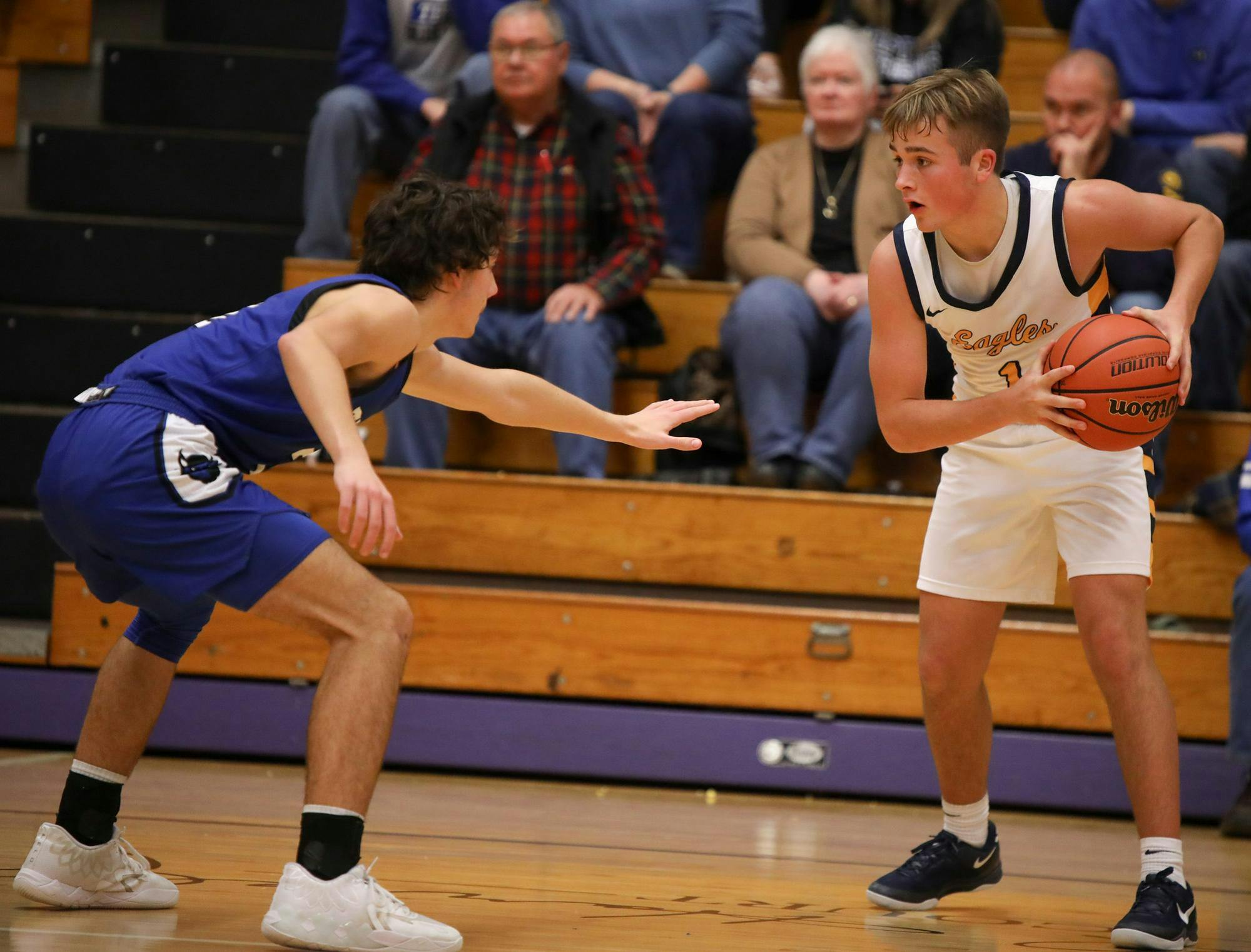 Delta senior Cooper Bratton holds the ball Dec. 14 during the Fieldhouse Classic at Muncie Central Fieldhouse. Zach Carter, DN.