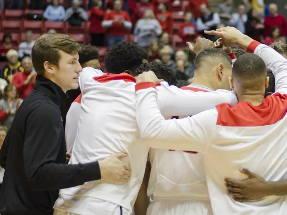 The men's basketball team huddles up before the game against Kent State on Jan. 24 at Worthen Arena. DN PHOTO BREANNA DAUGHERTY