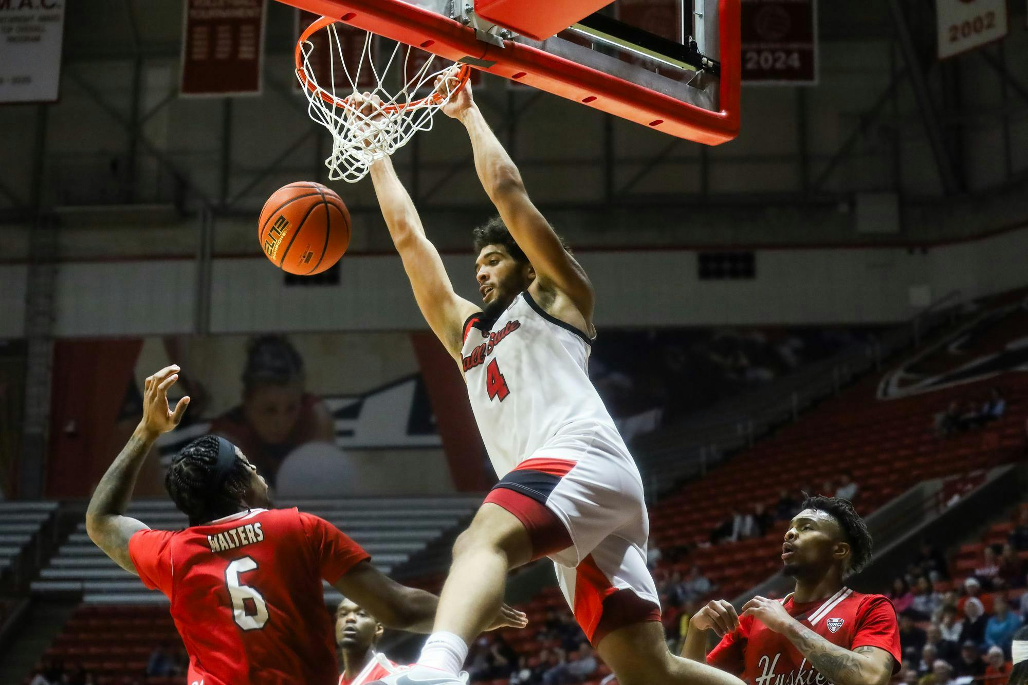 Redshirt sophomore Kayden Fish dunks at the game against NIU Jan. 24 at Worthern Arena. Fish had 4 free throw attempts this game. Mallory Hall, DN