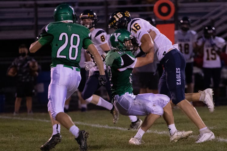 Delta Eagles remain undefeated after 147 win over Yorktown Ball