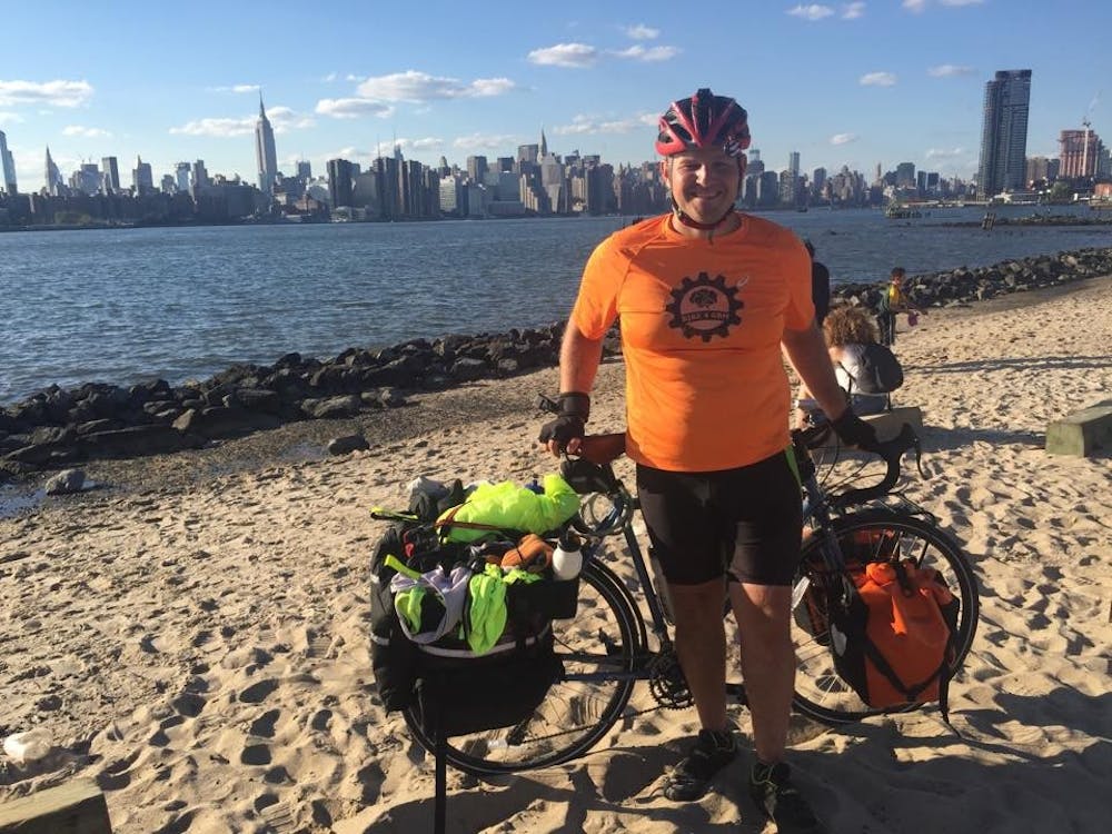 Ball State alumnus rides bike coast to coast for a cure