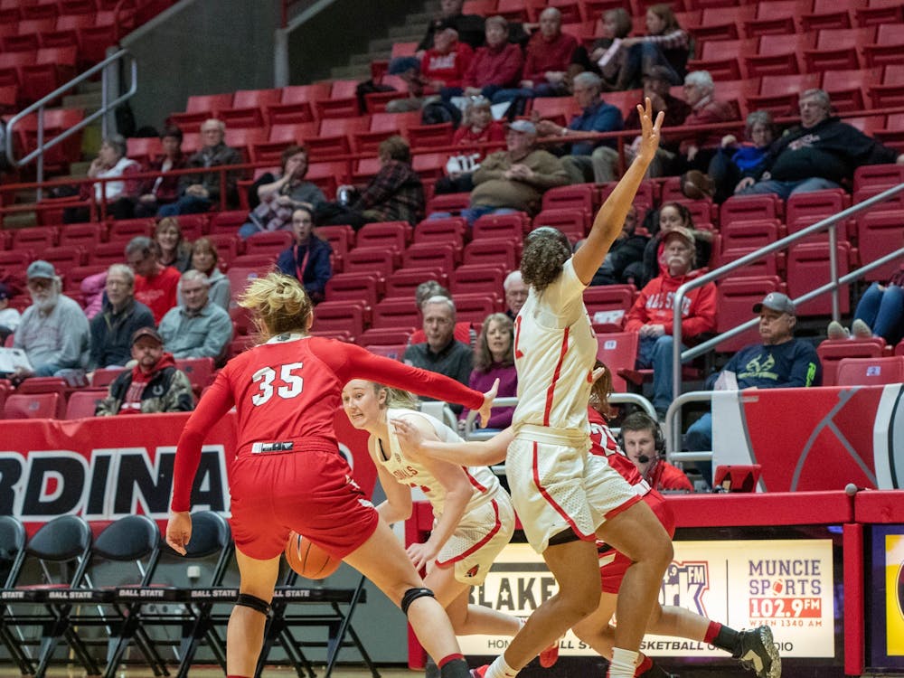 Sophomore forward Thelma Dis Agustsdottir runs towards the paint, Jan. 25, 2020, in John E. Worthen Arena. Dis Agustsdottir scored 19 points against the RedHawks. Jaden Whiteman, DN