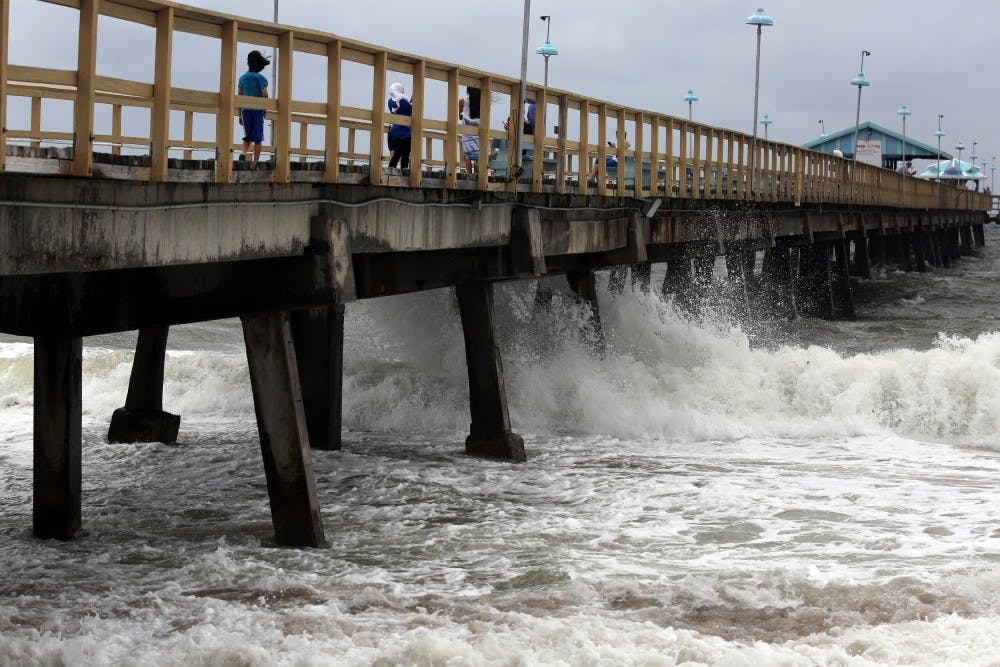 Hurricane Matthew approaches at Lauderdale by the Sea Beach on Thursday, Oct. 6, 2016 in Fort Lauderdale, Fla. (Amy Beth Bennett/Sun Sentinel/TNS) 
