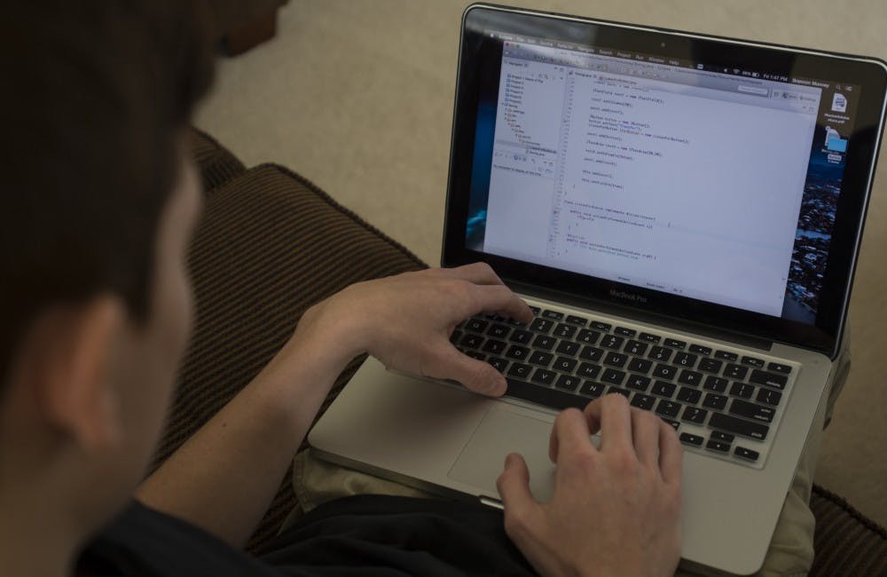 DN PHOTO SAMANTHA BRAMMER