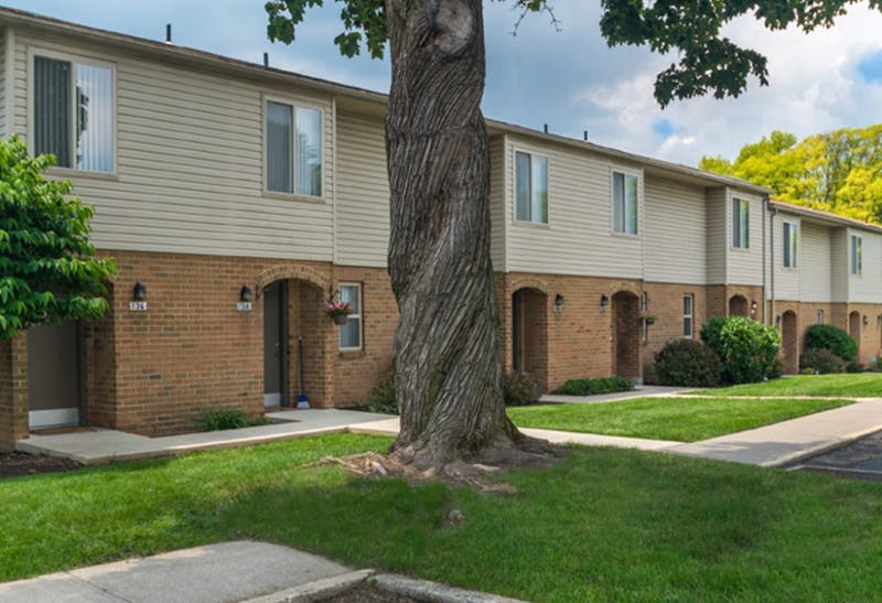 Check out Colonial Crest Apartments!