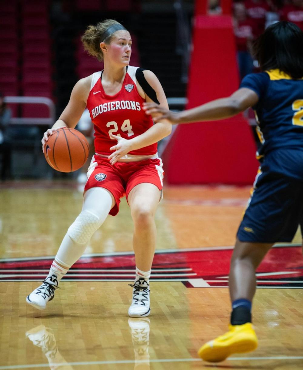 <p>Senior Jasmin Samz moves forward with the ball Feb. 23, 2019 in John E. Worthen Arena during the game against Toledo. The Rockets beat out the Hoosieroons 63-62. <strong>Scott Fleener, DN</strong></p>