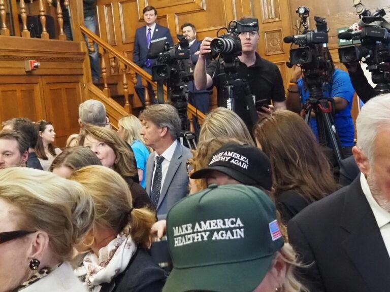 People cram into a room at the Indiana State Library for a “Make Indiana Healthy Again” event on Tuesday, April 15, 2025. (Leslie Bonilla Muñiz/Indiana Capital Chronicle)