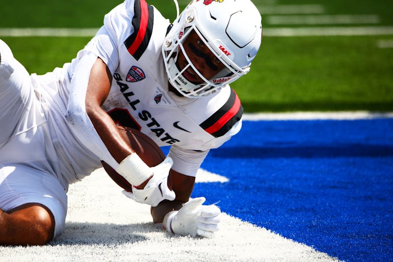 Junior wide receiver Ty Robinson scoring a touch down against Kentucky Sept. 2 at Kroger field. Robinson scored one touch down in the game. Mya Cataline, DN