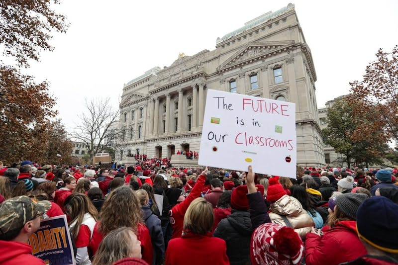 Thousands of teachers pack Indiana Statehouse for protest
