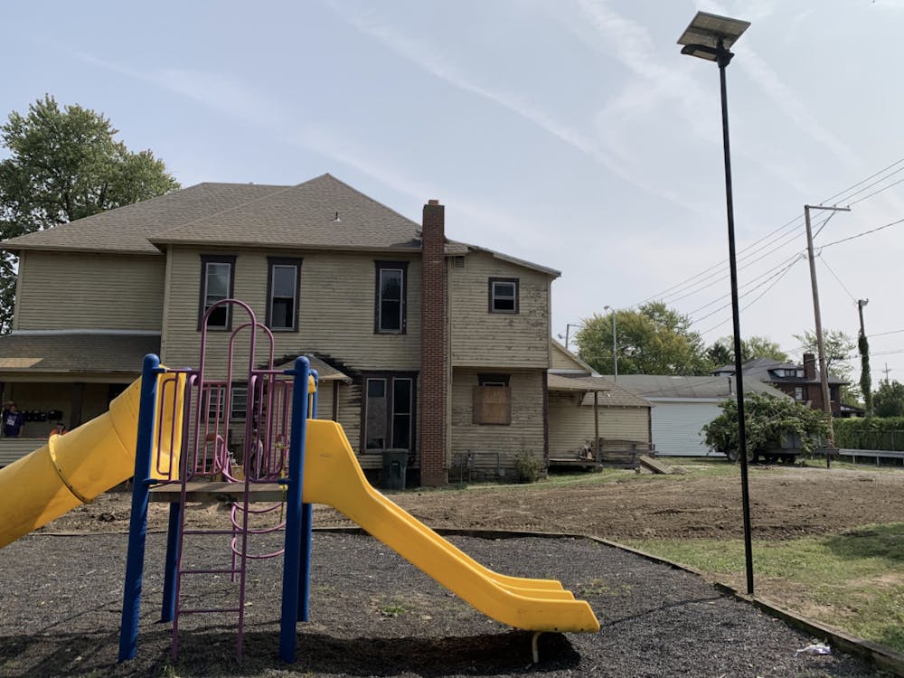 First wave of solar powered lights installed at Muncie neighborhood parks