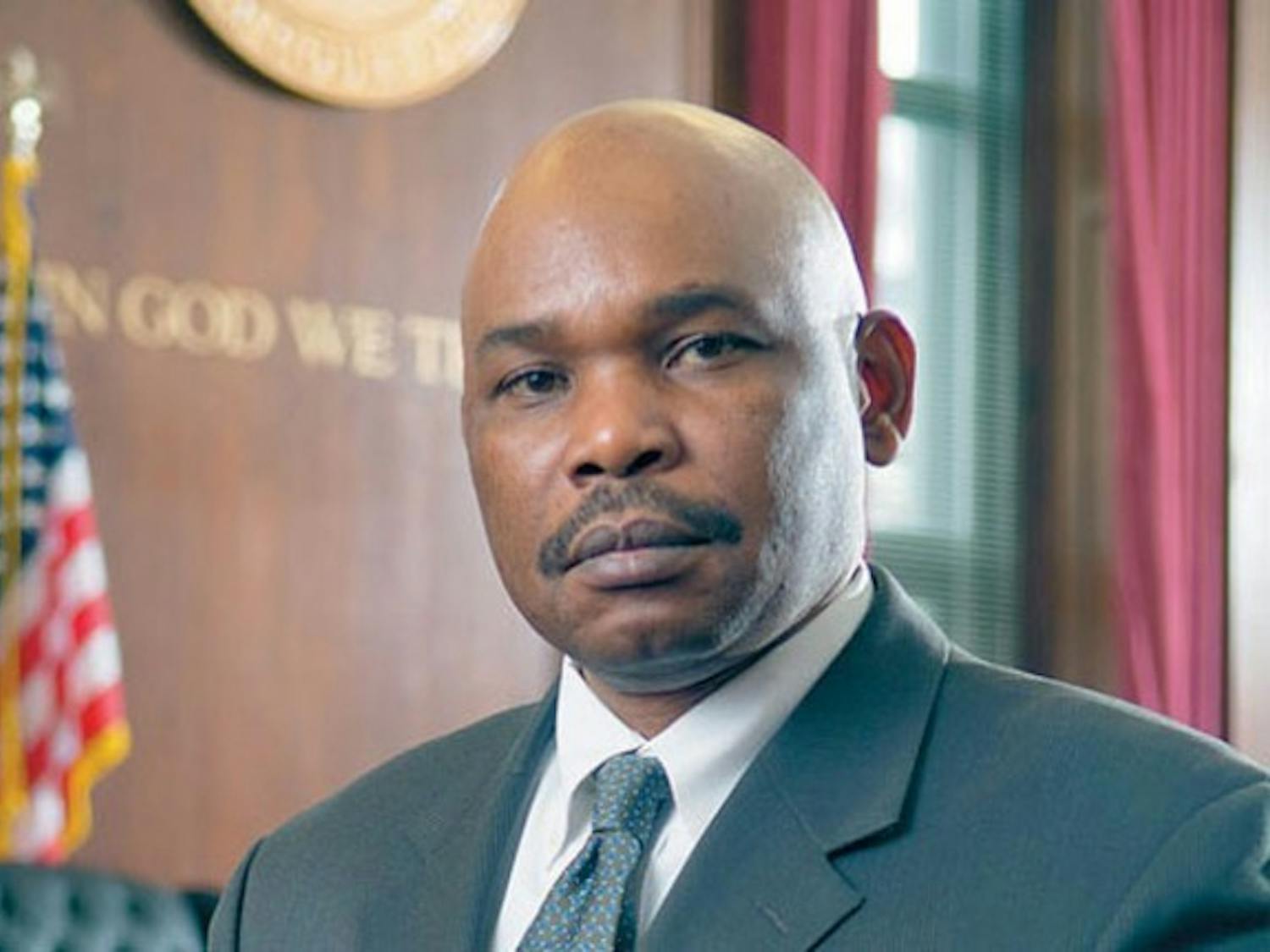  Law school Dean Makau Mutua has resigned from his position, effective Dec. 19. Mutua said it was the “right time” for him to leave his postion and continue to teach because he’s accomplished what he set out to do as dean. He is currently facing allegations of lying in federal court.
Courtesy of UB News Center