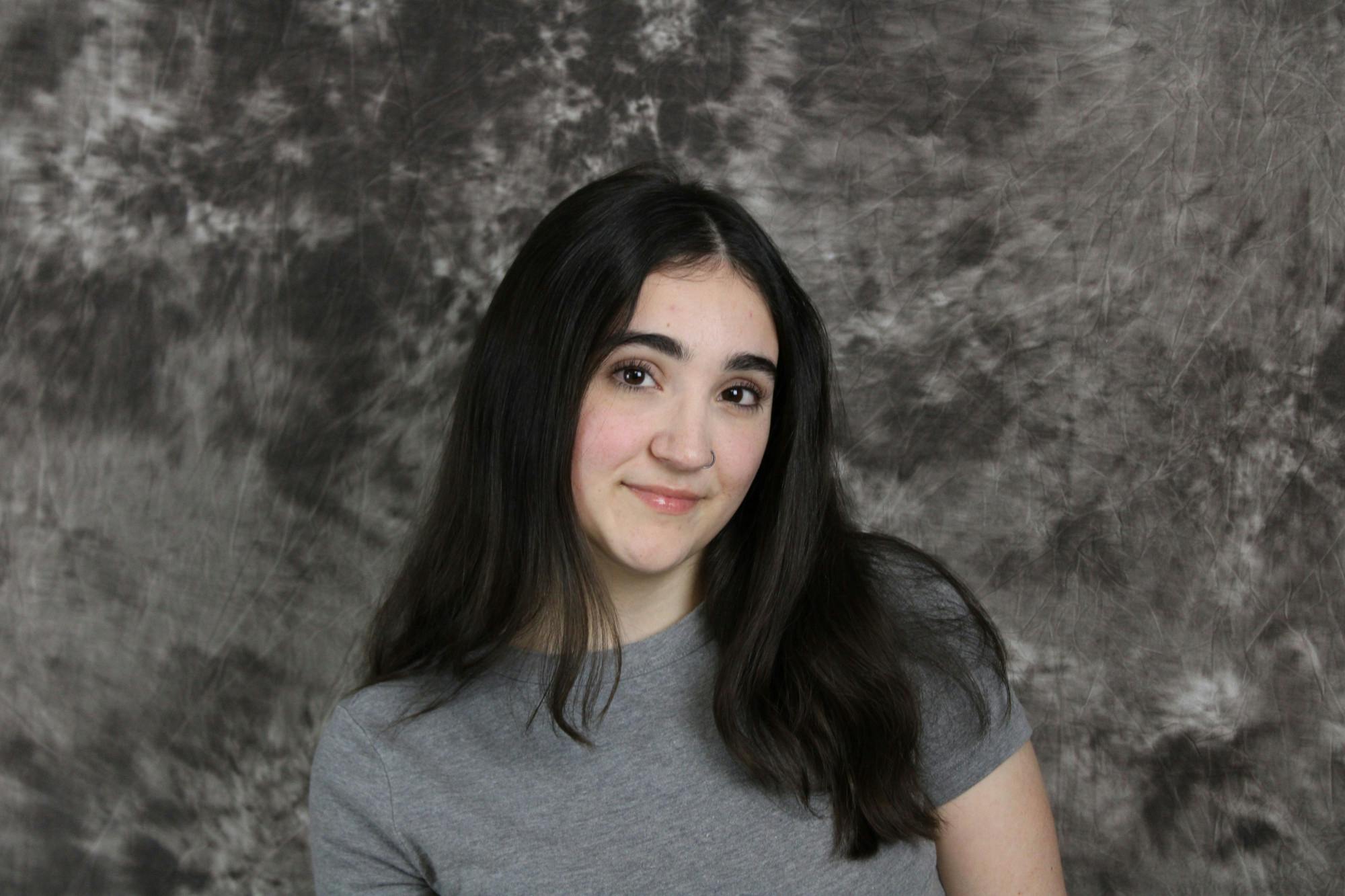 Headshot of Izabella Ducato.