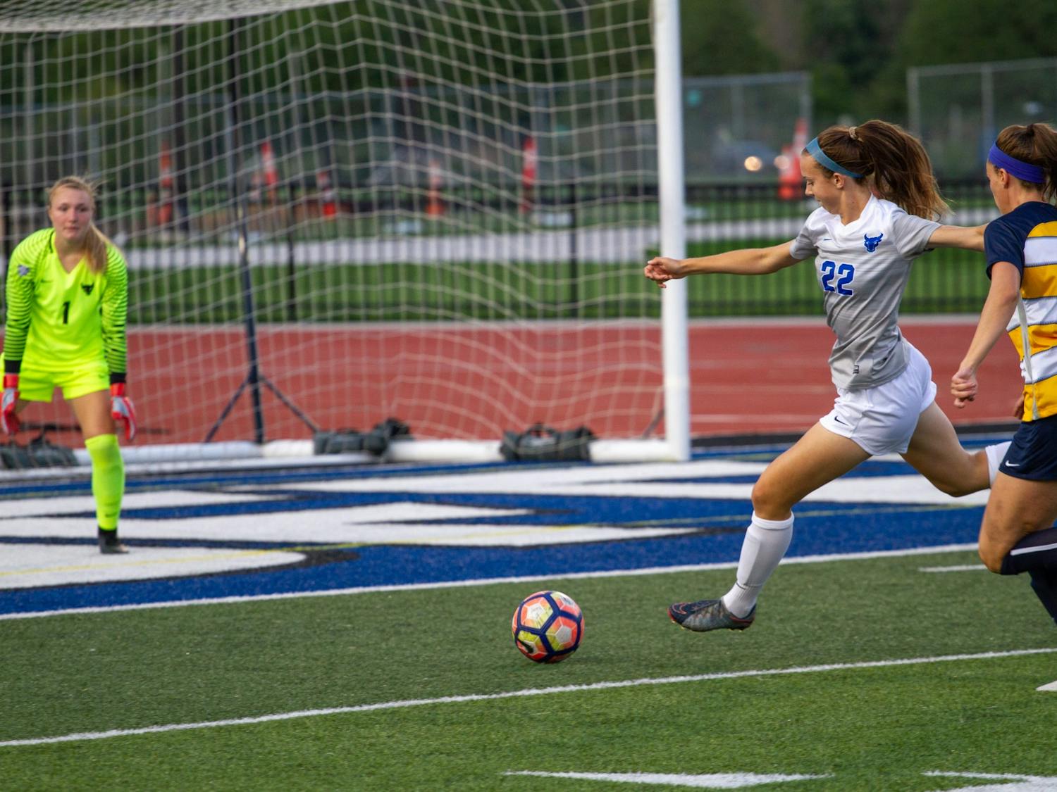 Women’s soccer has won six games in a row and stand atop the MAC standings.