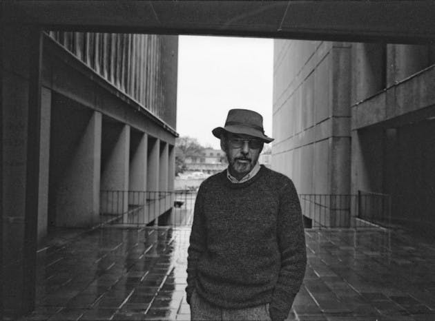 Robert Creeley, one of the founders of UB&rsquo;s Poetics Program, in classic Beat style at the University of Texas.&nbsp;Courtesy of S&eacute;bastien Bertrand 