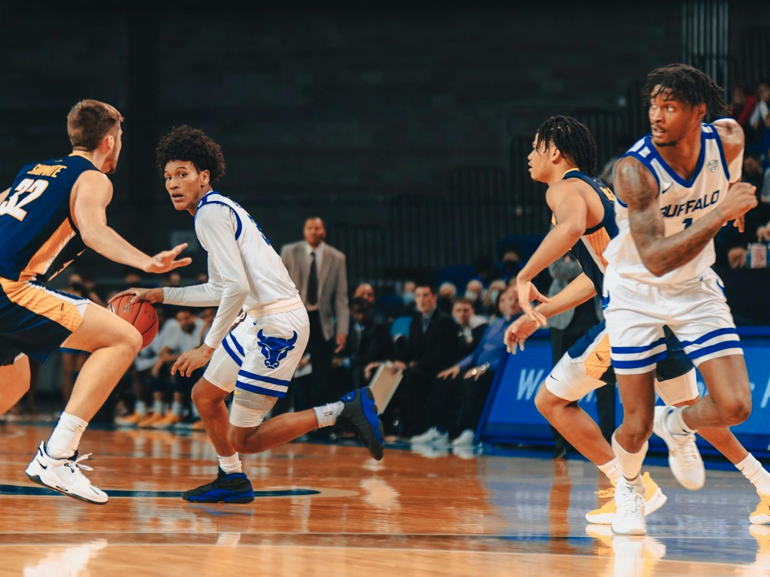 Sophomore guard Curtis Jones was subdued by Kent State’s defense, scoring just seven points on 3-6 shooting.