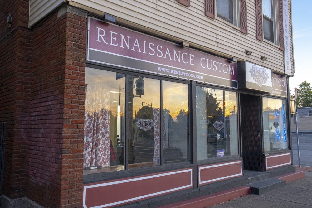 <p>The Renaissance Custom Tattoo storefront.</p>