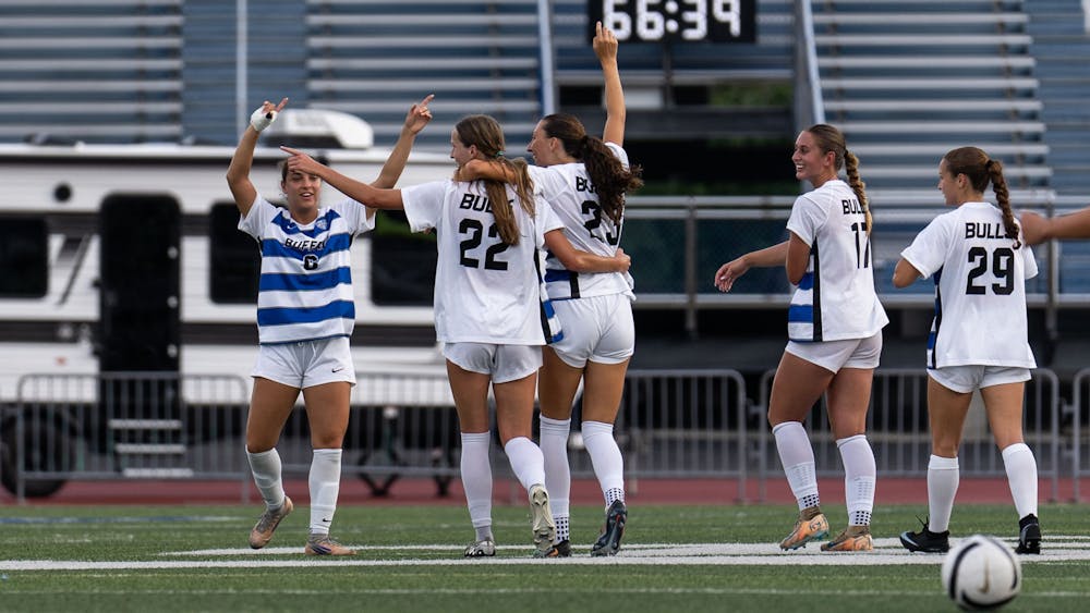UB women’s soccer team defeated the Canisius Golden Griffins (3-2-0) in a 2-1 Wednesday at Broadview Stadium, improving to 3-2-1 on the season.