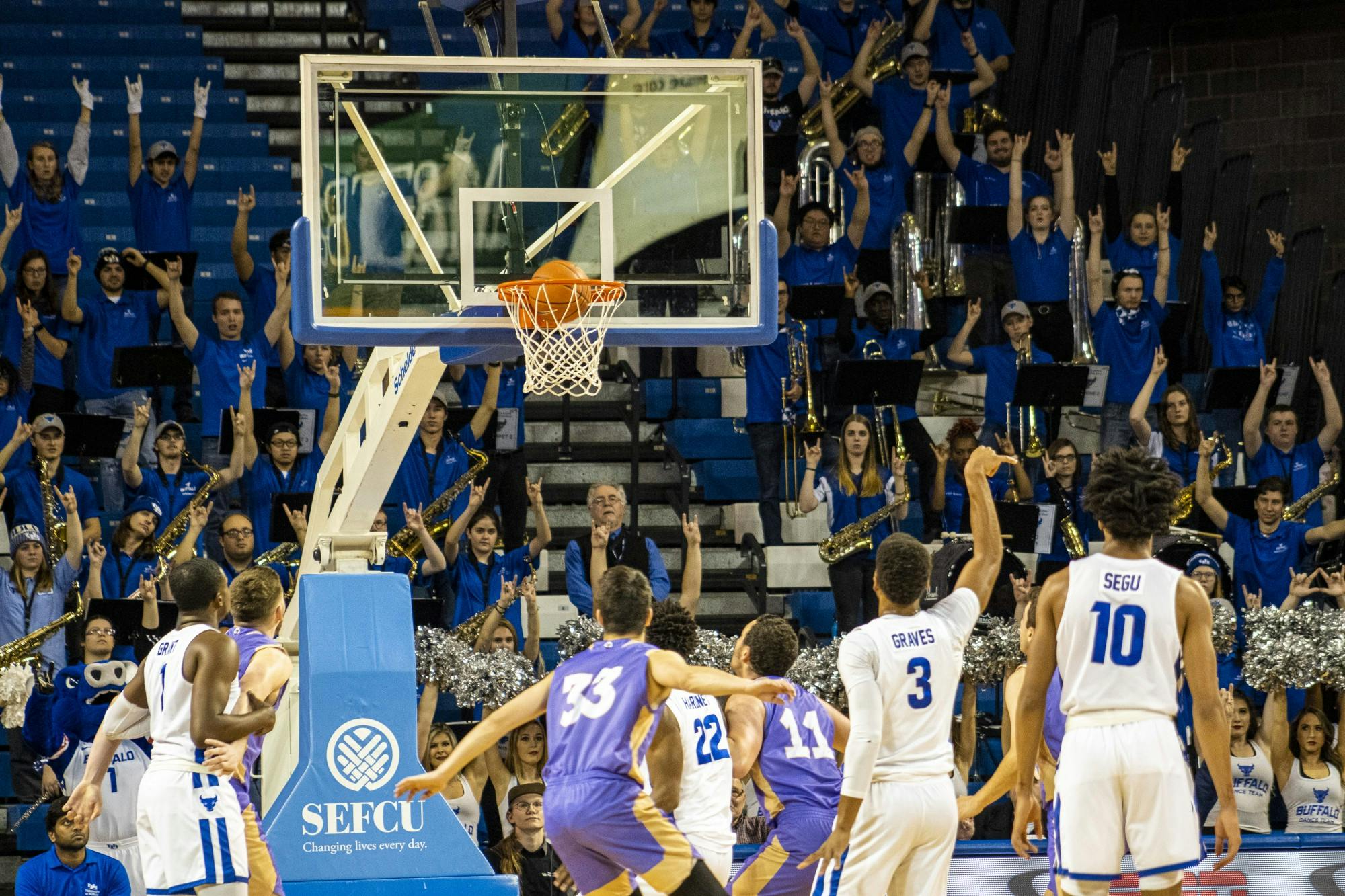 Junior guard Jayvon Graves sinks a free throw during Monday's game. 