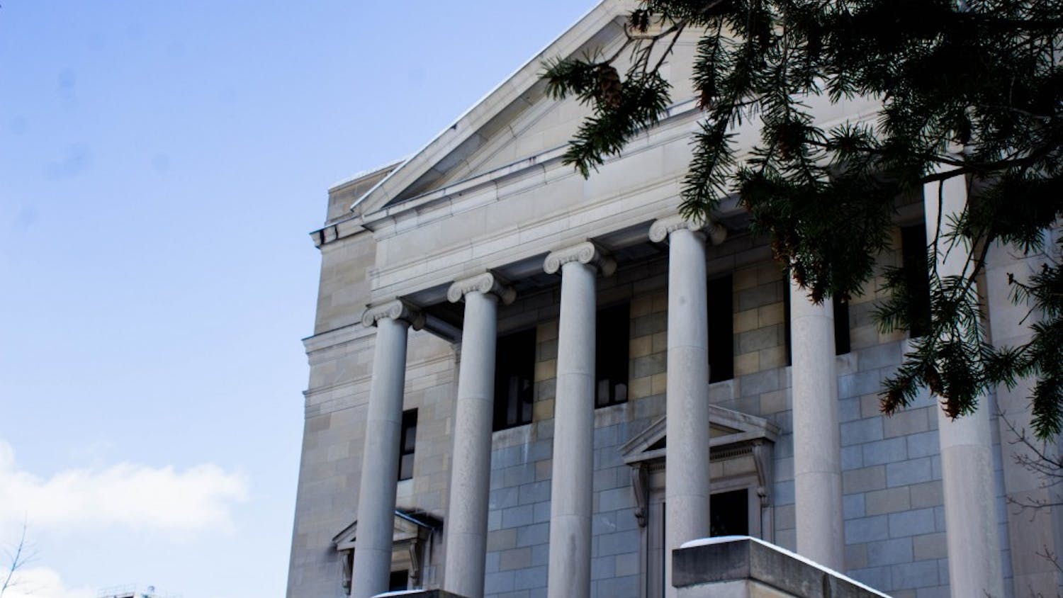 Abbott Hall’s historic features include its original entrance, designed by E.B. Green, and its private-use James Platt White Room. The hall is home to the Health Sciences Library as well as the History of Medicine collection.