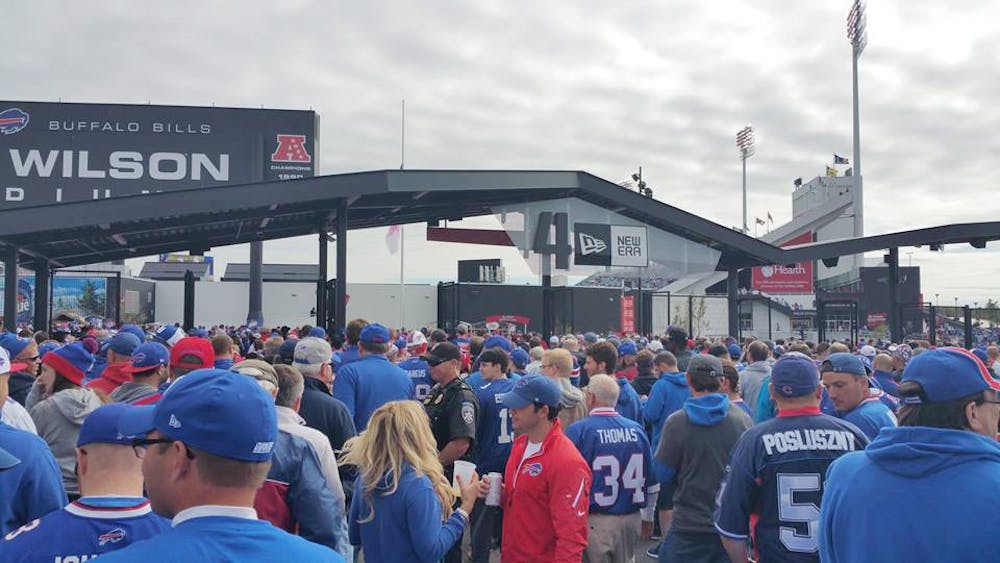 <p>Buffalo Bills and New York Giants fans packed Ralph Wilson Stadium and its surrounding parking lots for pregame tailgates on Sunday. Buffalo was ranked No. 1 as the best tailgating city in America in a Yahoo! Travel listing.</p>