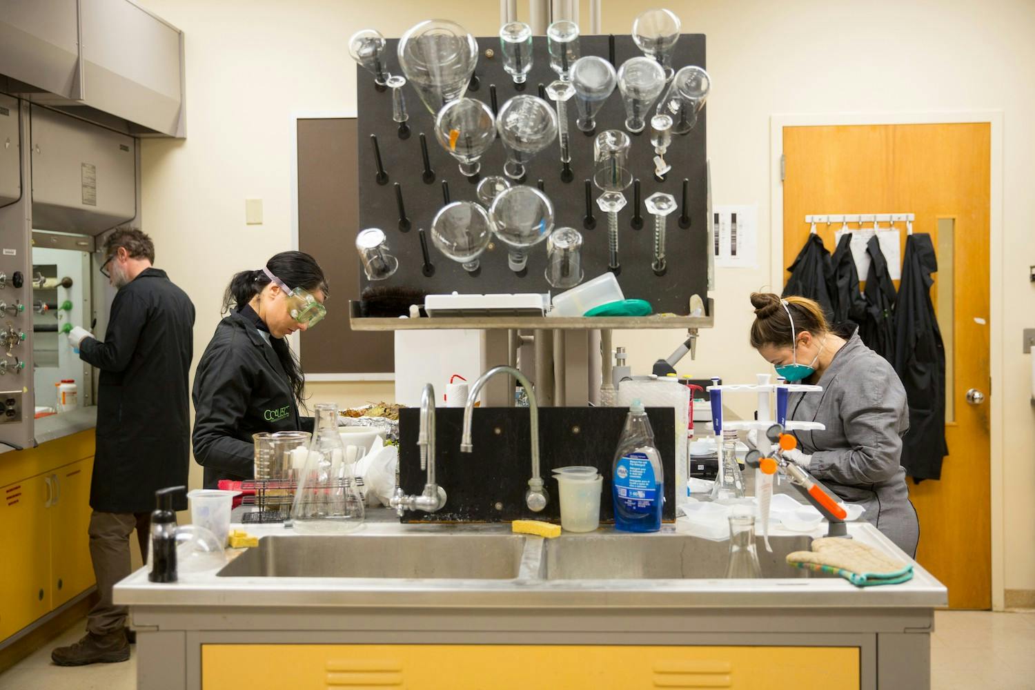 Lab manager Solon Morse (far left) with resident artists Sabrina Merayo Nuñez and Gunes-Hélène Isitan in 2018.