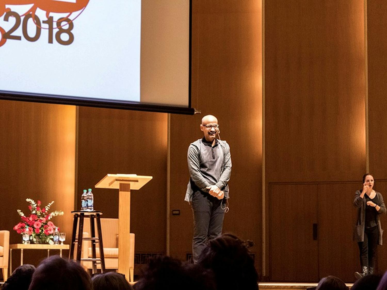 Junot Díaz spoke to a sold out crowd on Friday night about the feelings of immigrants and what it’s like to be an immigrant writer.
