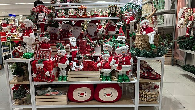 Christmas decorations 