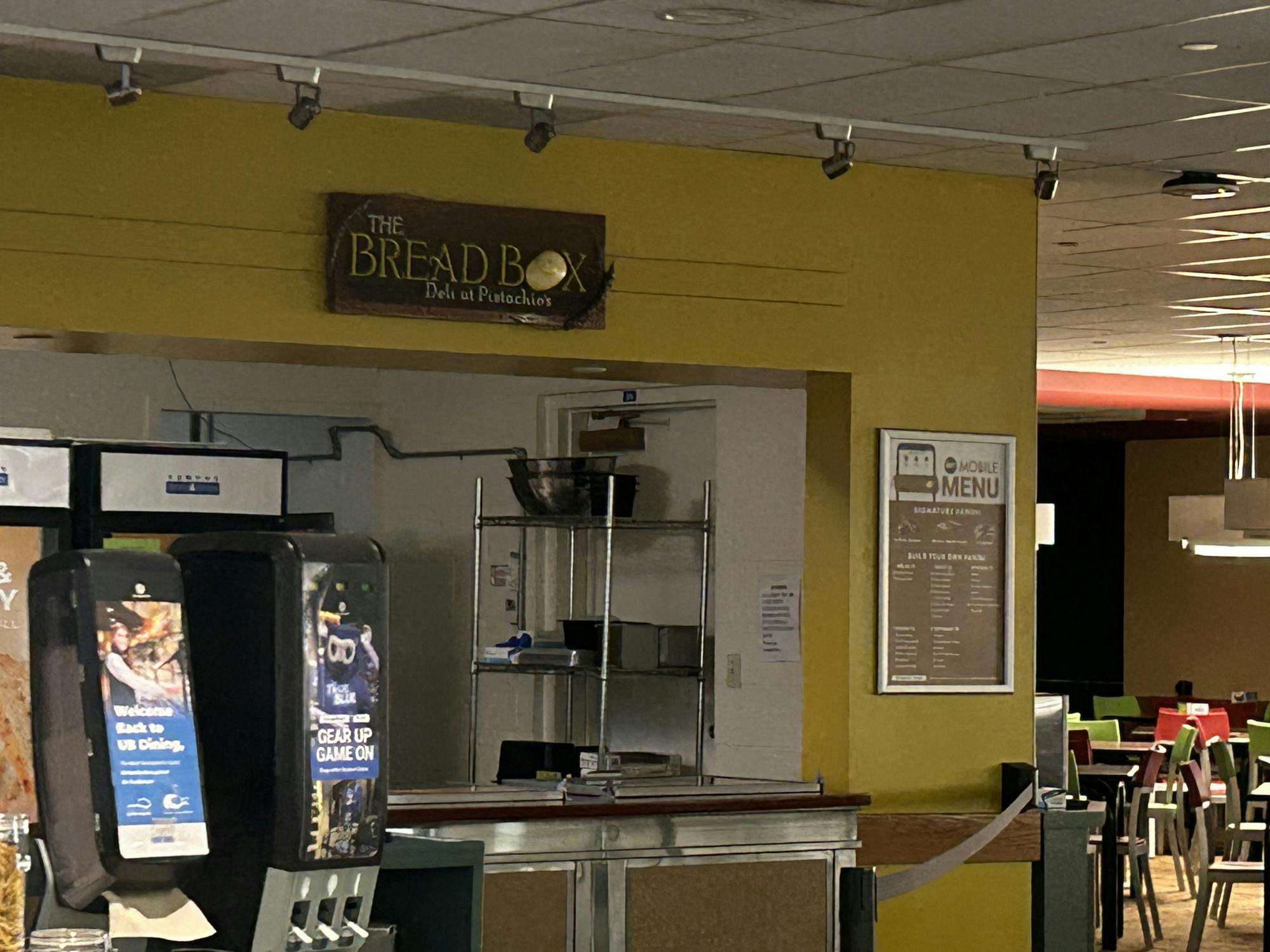 The Breadbox Deli at Pistachio's