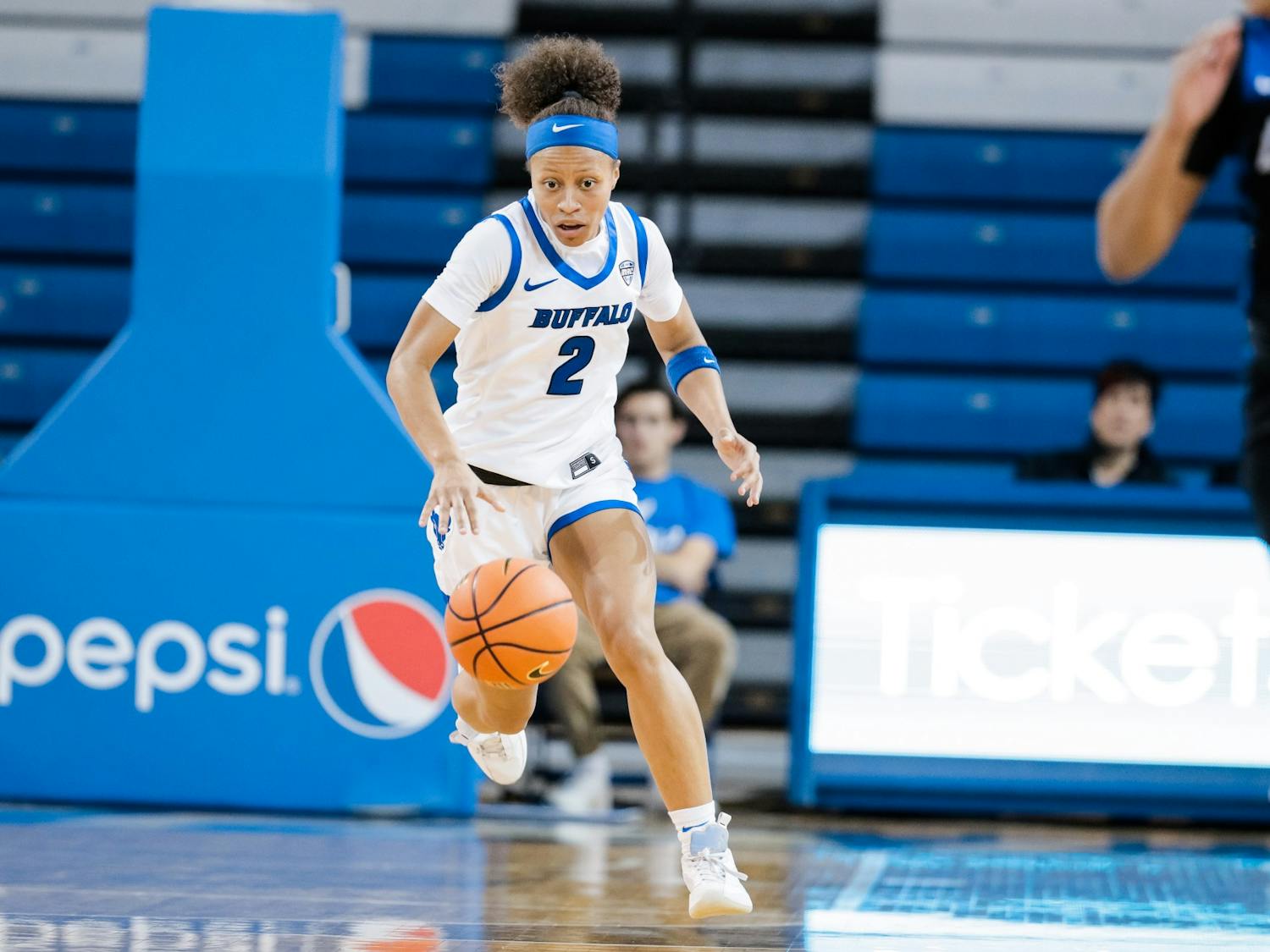 &nbsp;Fifth-year guard Zakiyah Winfield racked up 19 points in her 37 minutes of play.&nbsp;
