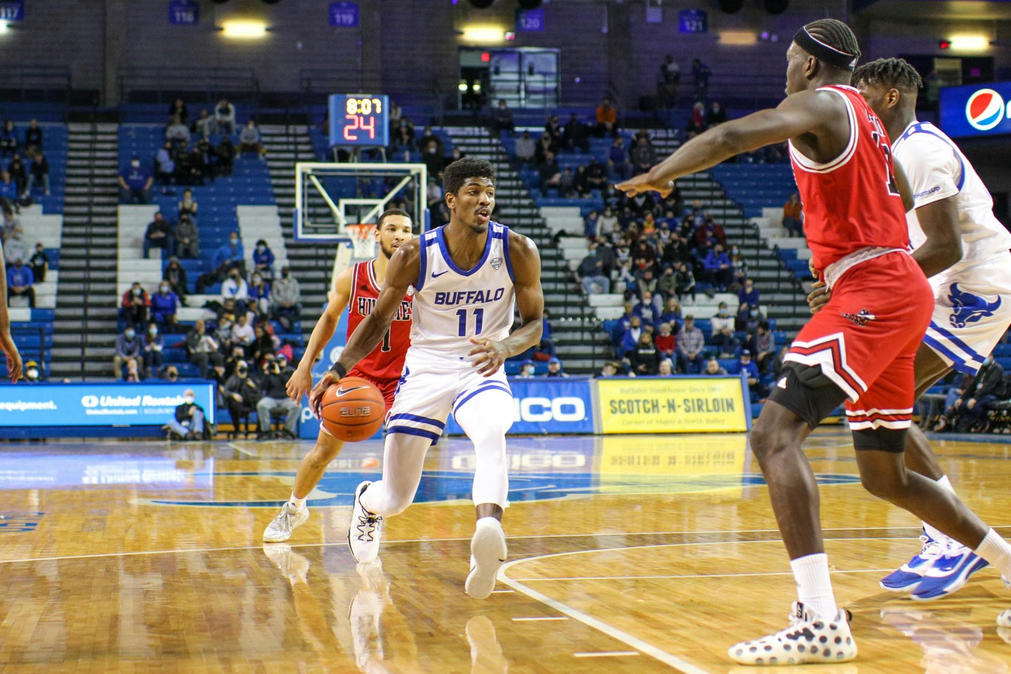 Former UB star Jeenathan Williams agreed to a contract with the Portland Trail Blazers on Saturday