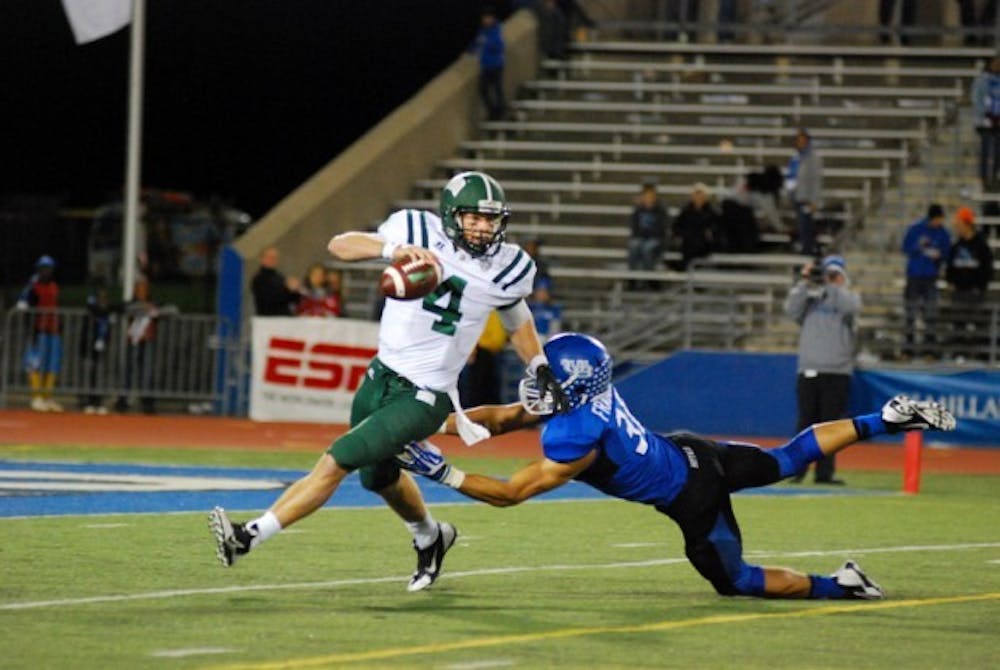 Sophomore linebacker Jarrett Franklin causes a safety in the Bulls&rsquo; 30-3 win over on Ohio on Nov. 5, 2013. Franklin will be taking over for Khalil Mack at the outside linebacker position.&nbsp;Chad Cooper, The Spectrum