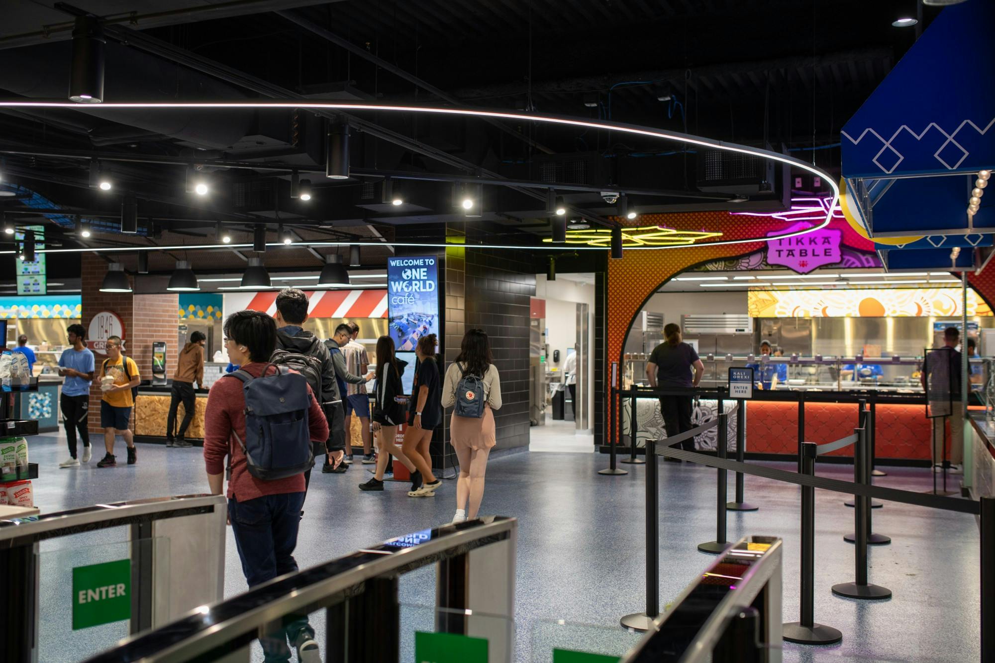 Students with food allergies and intolerances are concerned with limited options and cross-contact issues. 