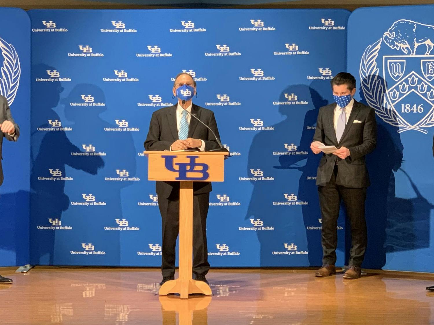 UB President Satish Tripathi and SUNY Chancellor Jim Malatras announced the creation of a COVID-19 satellite testing laboratory at Farber Hall.