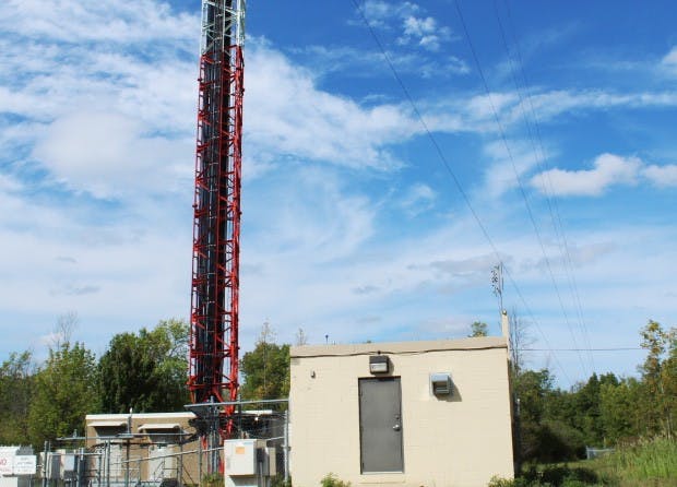 UB’s radio tower, adjacent to the Millersport Highway, stands over 400-feet high. The tower hosts six tenants from around Western New York, including WNED/WBFO, Verizon and Transwave Communications Systems.