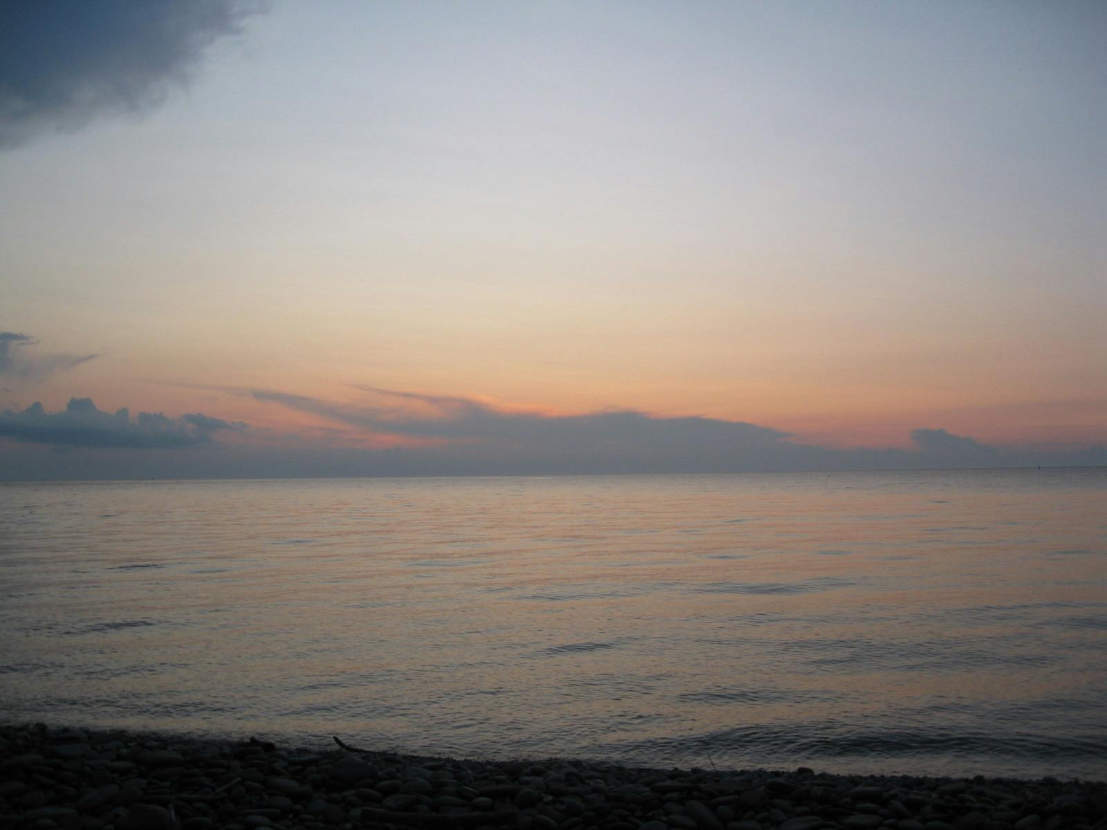 A photo of Lake Ontario.