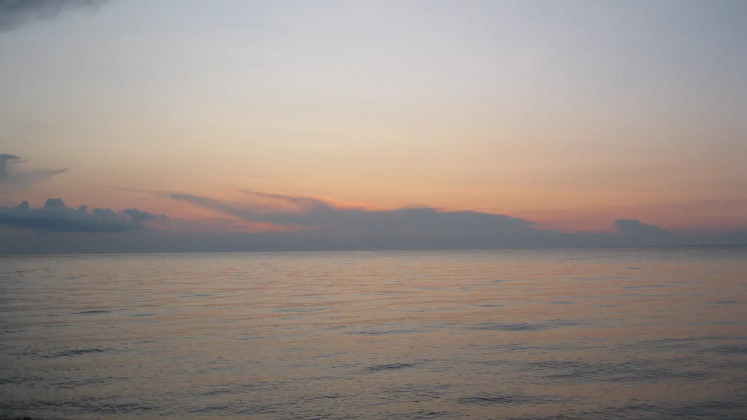 A photo of Lake Ontario.