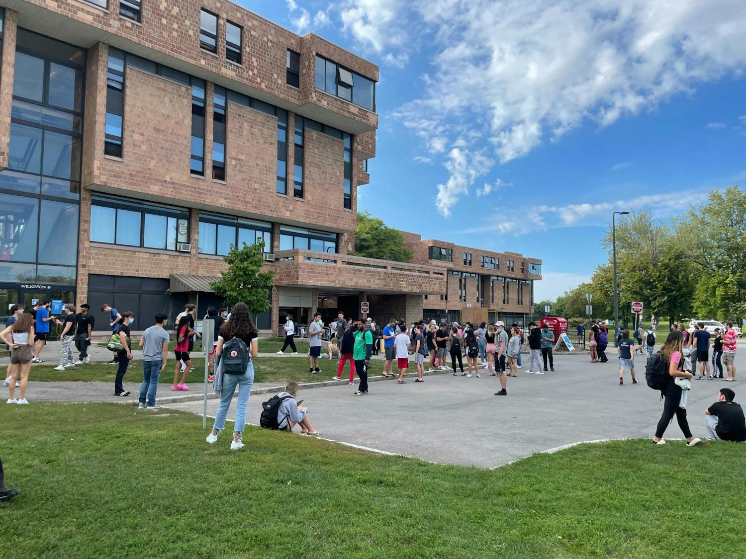 Students evacuate Wilkeson Quad due to fire in Ellicott Tunnel