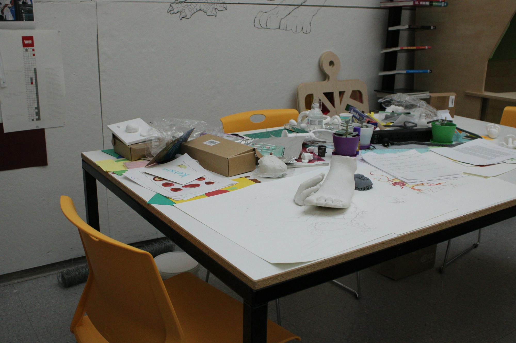 A work station holds Jiaye You's unfinished artwork for MEMORIA, this year's senior thesis exhibition.&nbsp;